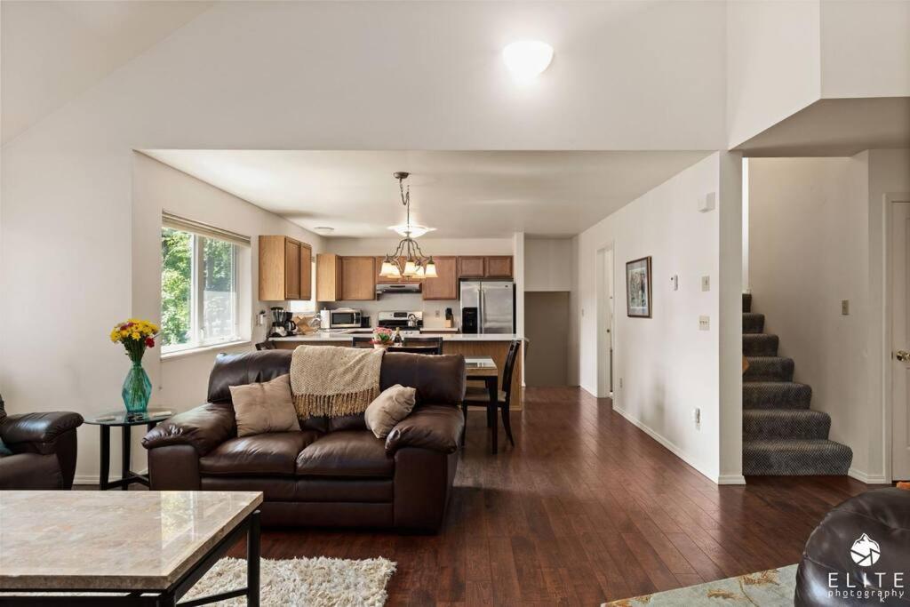 Coastal Place - Best Location In Downtown! Anchorage Extérieur photo