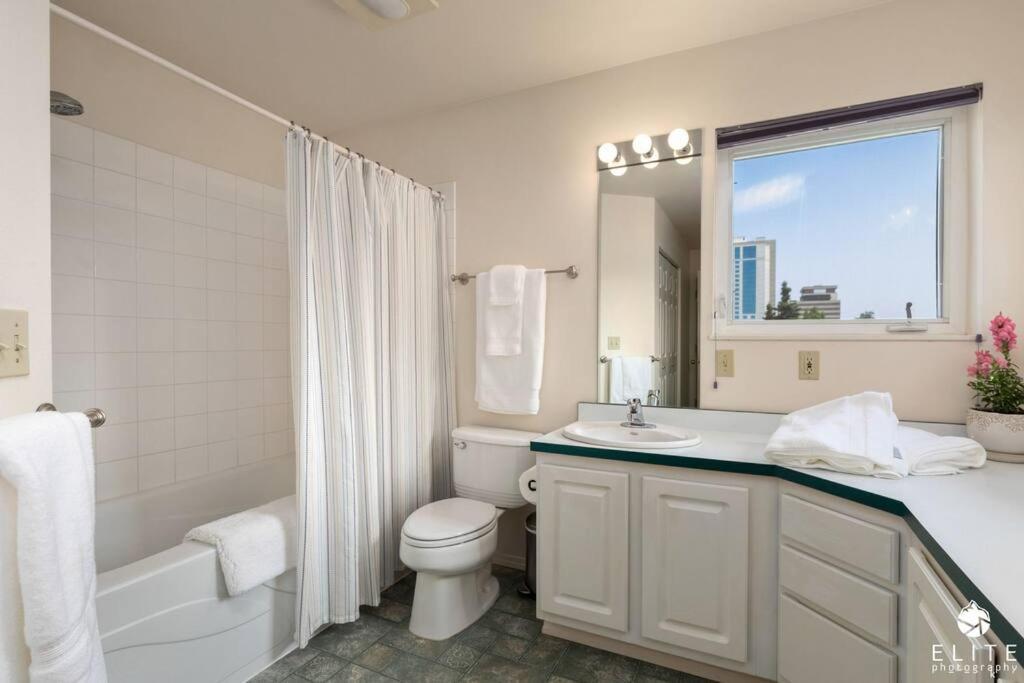 Coastal Place - Best Location In Downtown! Anchorage Extérieur photo